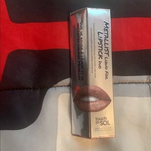 touch in SOL Metallist Liquid Lipstick in Penny